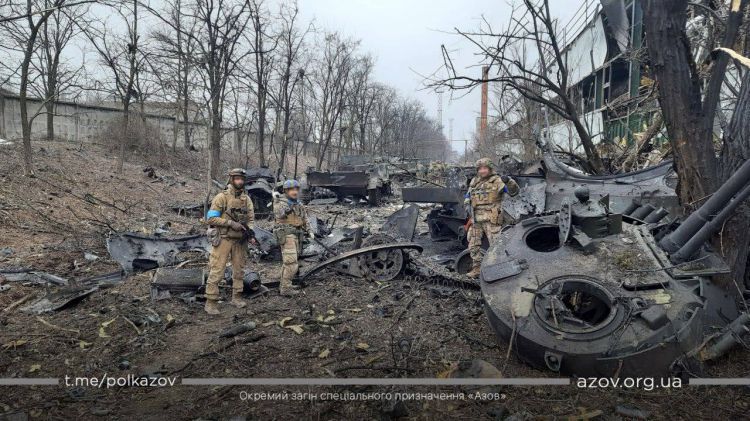 Obwód doniecki: w Mariupolu wróg niszczy Azowstal i znęca się nad ludnością cywilną